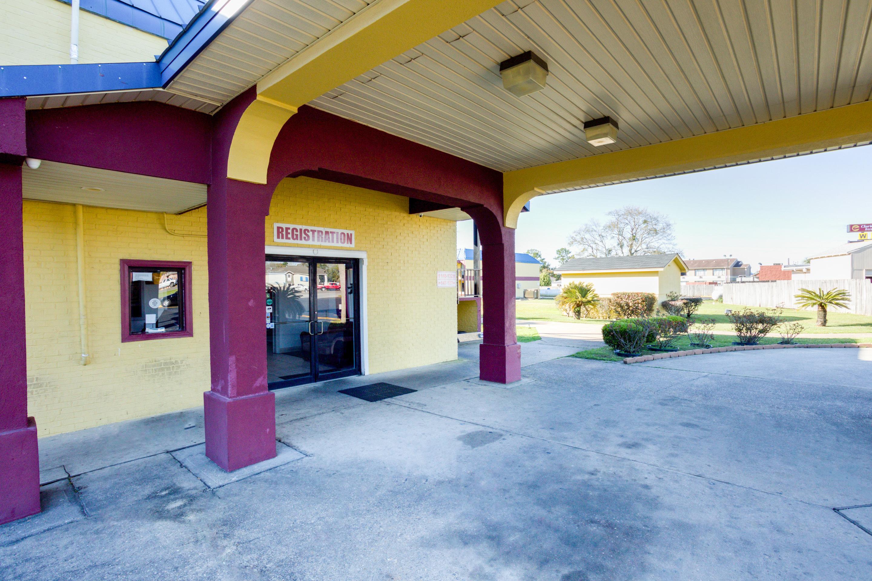 Oyo Hotel Pensacola I-10 & Hwy 29 Ferry Pass Buitenkant foto