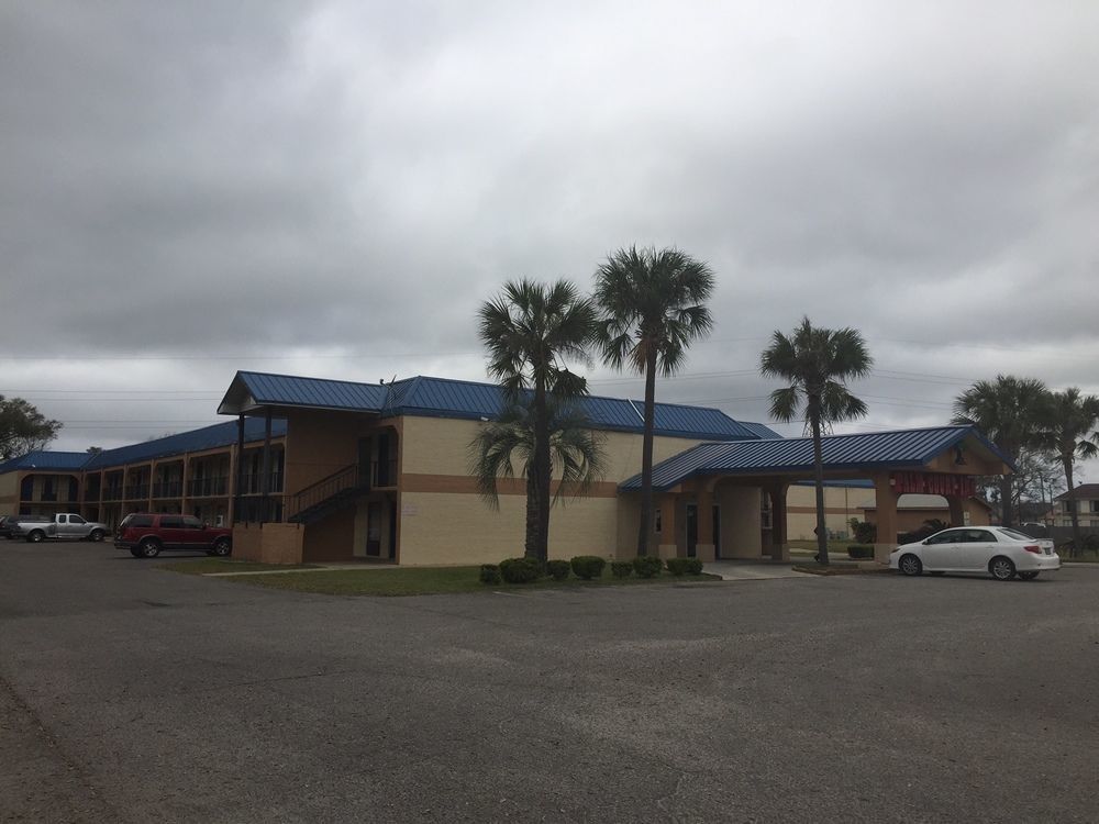 Oyo Hotel Pensacola I-10 & Hwy 29 Ferry Pass Buitenkant foto